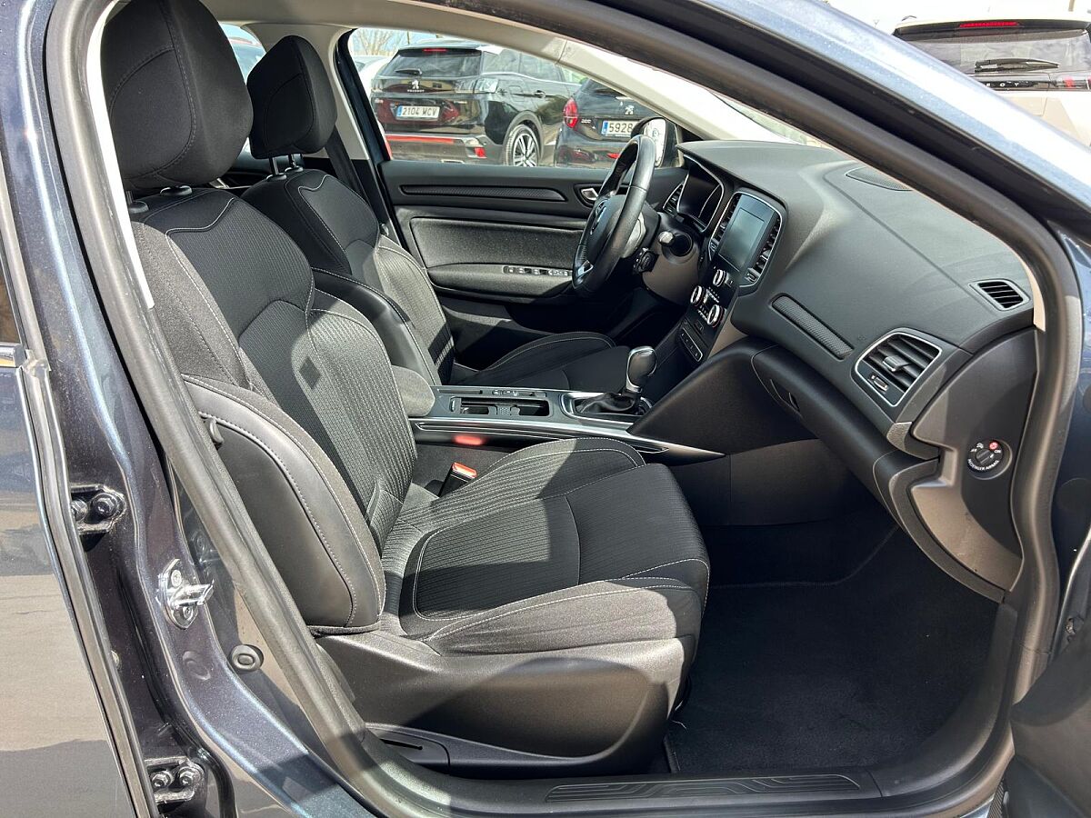 RENAULT MEGANE ESTATE 1.2 TCE AUTO SPANISH LHD IN SPAIN 35000 MILES SUPER 2017